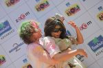 Shama Sikander, Alex O Neil at Zoom Holi celebrations in Mumbai on 8th March 2012 (64).JPG